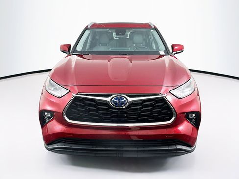 Used 2022 Toyota Highlander Limited image 2