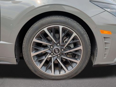 Used 2022 Hyundai Sonata Limited w/ Cargo Package FWD image 7
