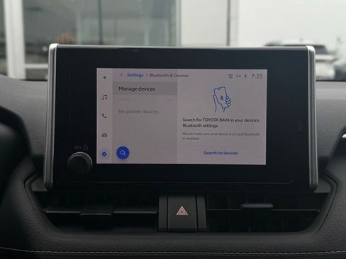 Used 2024 Toyota RAV4 LE image 32