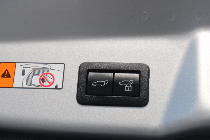 Certified 2025 Toyota Prius Limited FWD image 16