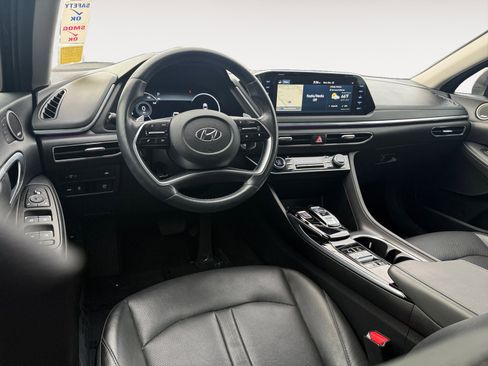 Used 2020 Hyundai Sonata Limited image 15