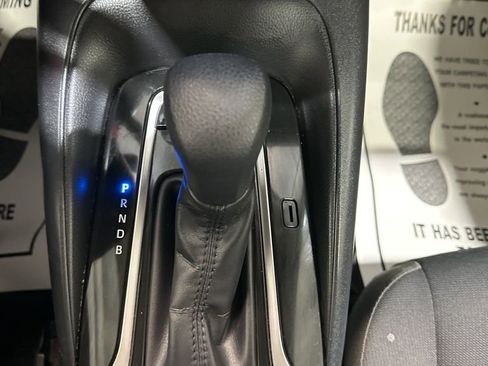 Used 2024 Toyota Corolla LE image 28