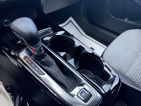 Used 2024 Chevrolet Trax LT image 20