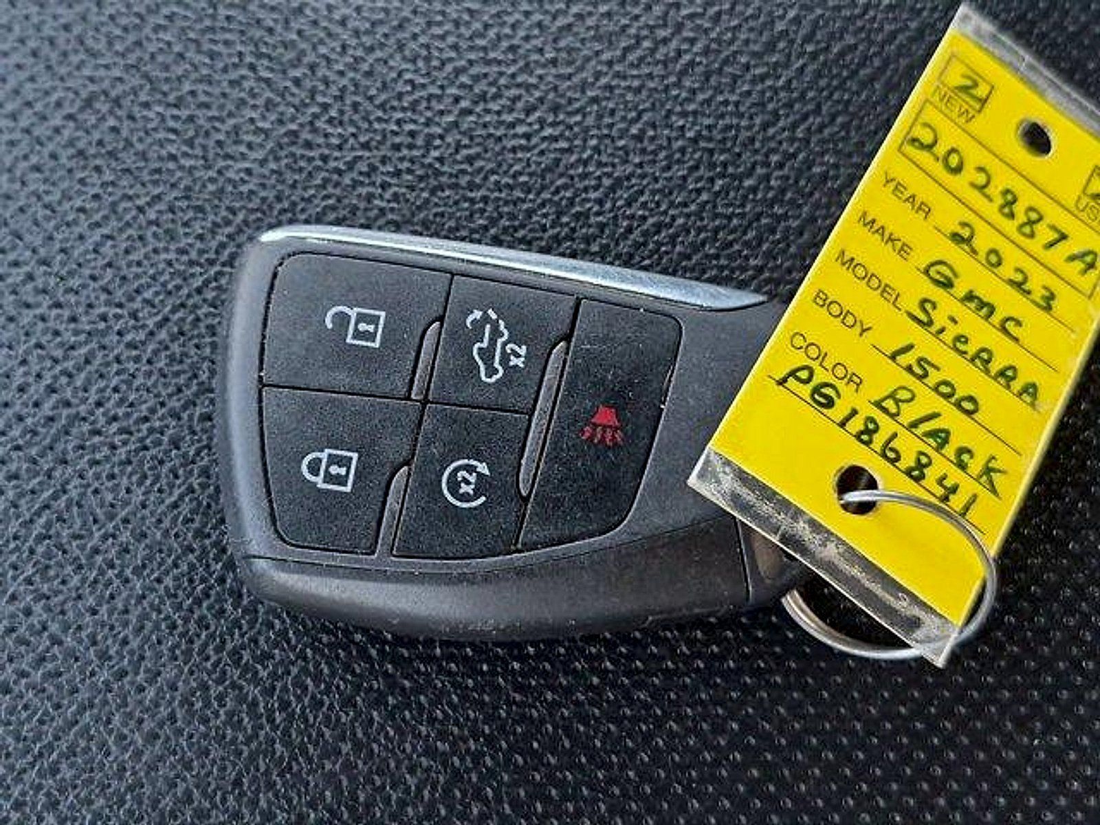 Used 2023 GMC Sierra 1500 SLT AWD/4WD image 34