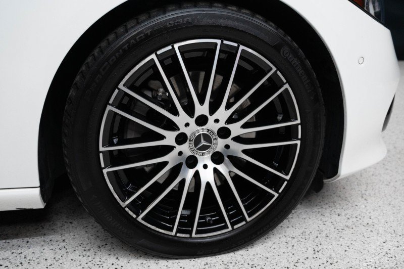 Certified 2023 Mercedes-Benz C 300 4MATIC Sedan image 11
