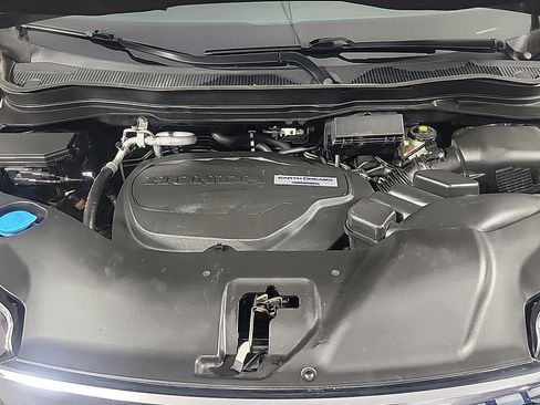 Certified 2017 Honda Pilot EX image 15