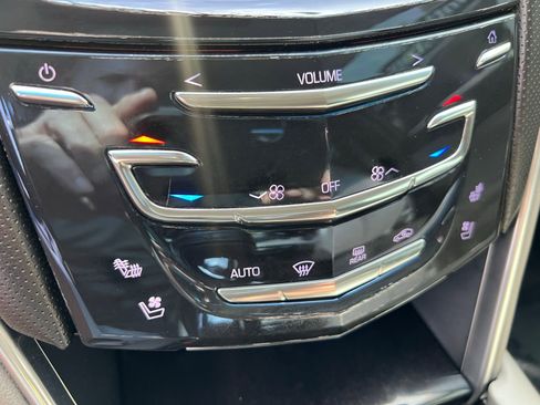 Used 2016 Cadillac XTS Luxury w/ Driver Awareness Package image 28