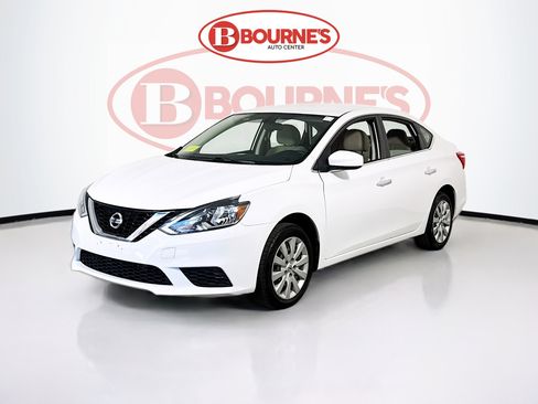 Used 2017 Nissan Sentra S image 3