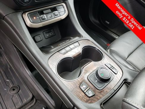 Used 2020 GMC Acadia Denali w/ LPO, 'HIT The Road' Package AWD/4WD image 24