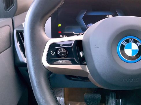Certified 2023 BMW iX xDrive50 image 23