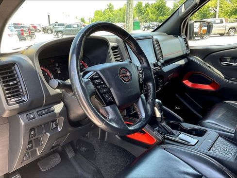 Used 2023 Nissan Frontier Pro-X w/ Pro-X Premium Package RWD image 12