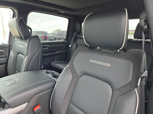 New 2026 RAM 1500 Laramie AWD/4WD image 9