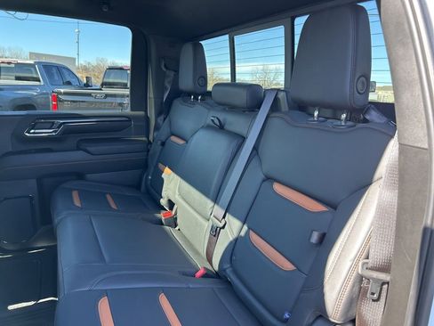 Used 2024 GMC Sierra 2500 AT4 w/ AT4 Premium Plus Package image 52