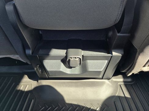 Used 2018 Ford F150 XLT w/ Equipment Group 302A Luxury image 19