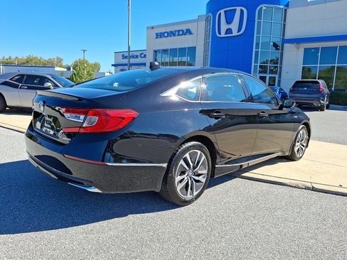 Used 2020 Honda Accord EX image 6