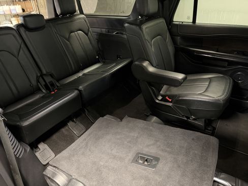 Used 2018 Ford Expedition Max Limited w/ Equipment Group 302A image 30