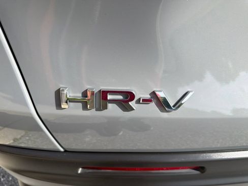 Used 2023 Honda HR-V Sport image 14
