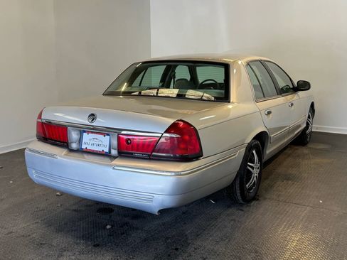 Used 2002 Mercury Grand Marquis GS RWD image 6