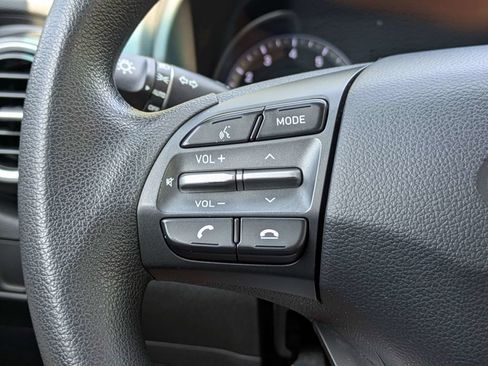 Used 2019 Hyundai Kona SE FWD image 24