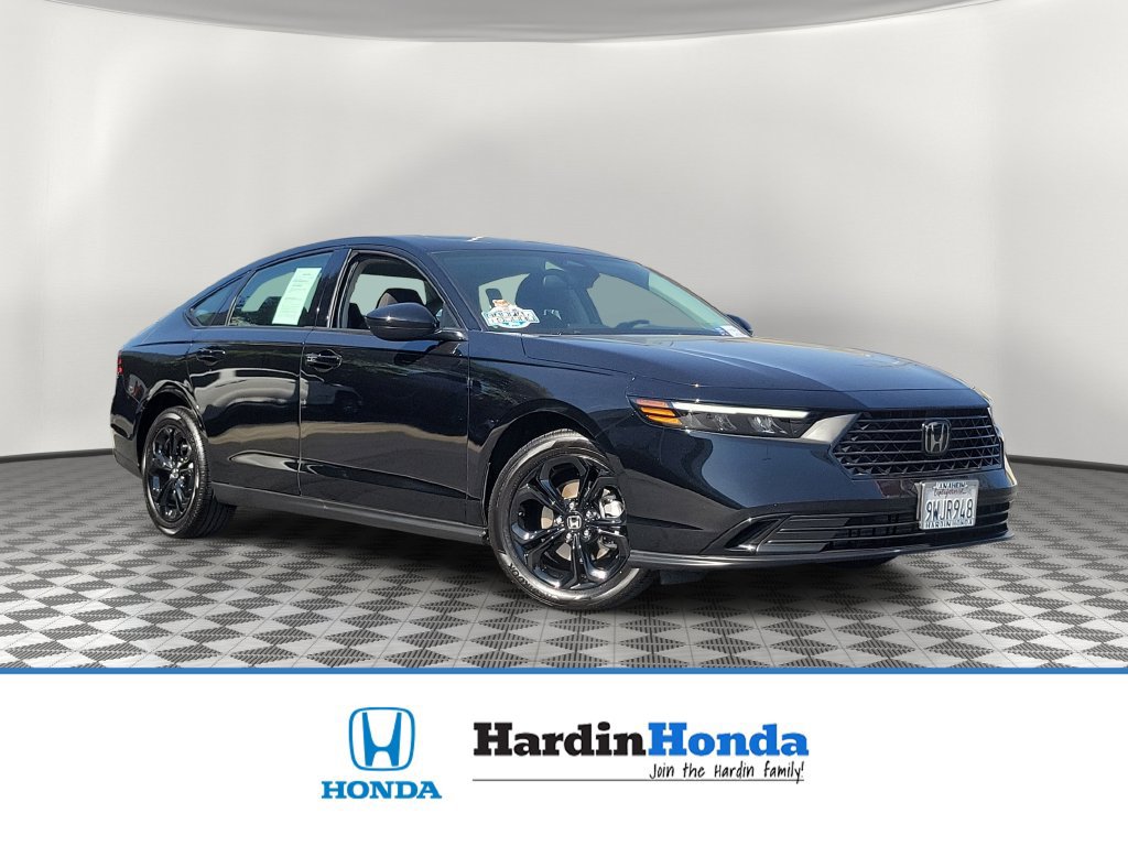 Certified 2025 Honda Accord SE image 1