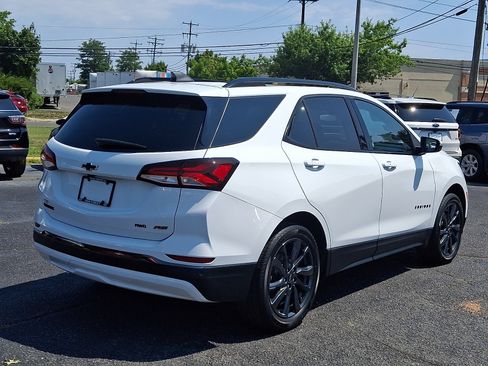 Certified 2023 Chevrolet Equinox RS w/ RS Leather Package AWD/4WD image 7