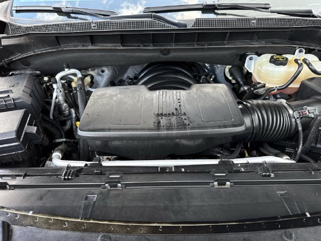 Used 2025 Chevrolet Tahoe LT RWD image 34