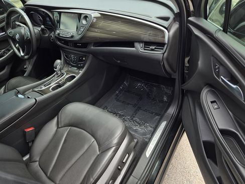 Used 2020 Buick Envision Essence FWD image 7