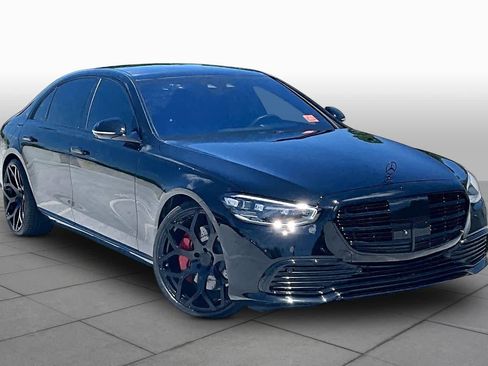 Used 2023 Mercedes-Benz S 500 4MATIC image 3