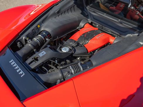 Used 2020 Ferrari F8 Tributo image 74