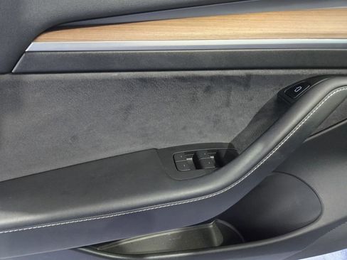Used 2022 Tesla Model 3 Long Range AWD/4WD image 13