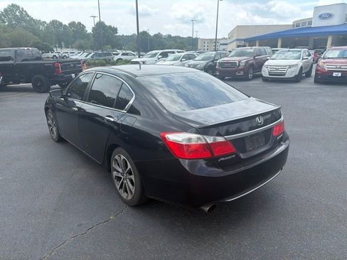 Used 2015 Honda Accord Sport image 12