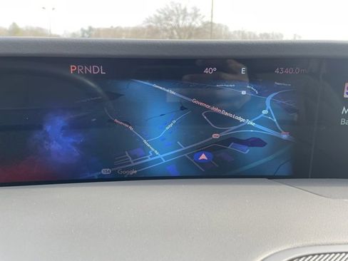 Used 2024 Lincoln Nautilus Reserve image 20