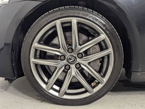 Used 2019 Lexus IS 300 F Sport w/ F Sport Package RWD image 11