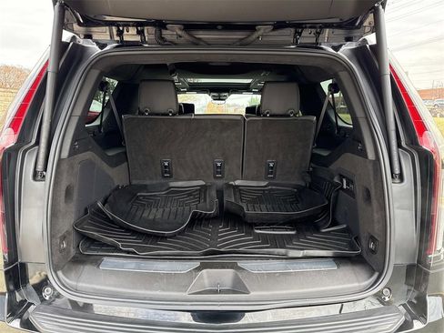 Certified 2024 Cadillac Escalade ESV Sport Platinum image 14