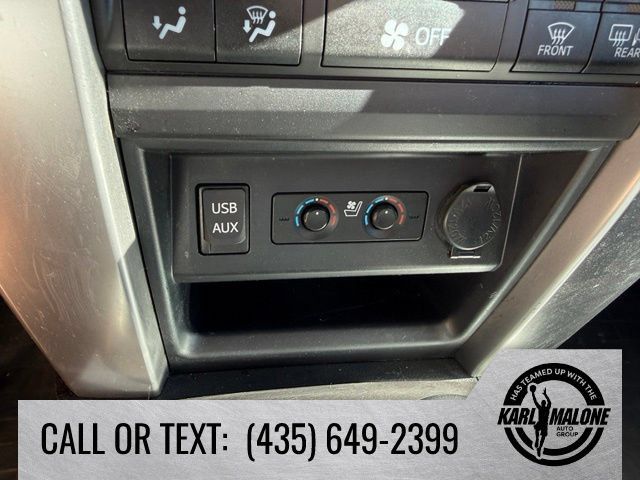 Used 2016 Toyota 4Runner Limited AWD/4WD image 22