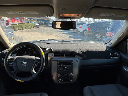 Used 2012 Chevrolet Tahoe 4WD image 12