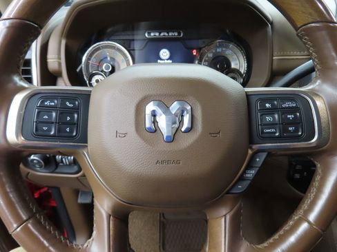 Used 2022 RAM 2500 Limited AWD/4WD image 52