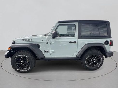Used 2023 Jeep Wrangler Sport AWD/4WD image 2