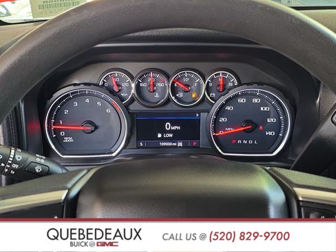 Used 2020 Chevrolet Silverado 2500 LT w/ Advanced Trailering Package AWD/4WD image 15
