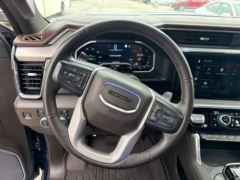 Used 2023 GMC Sierra 1500 Denali w/ Technology Package AWD/4WD image 20