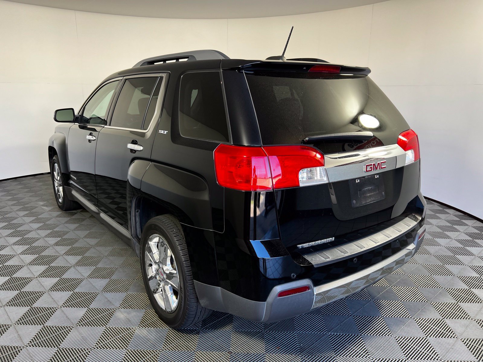 Used 2015 GMC Terrain SLT FWD image 7