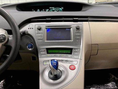 Used 2012 Toyota Prius Two FWD image 6