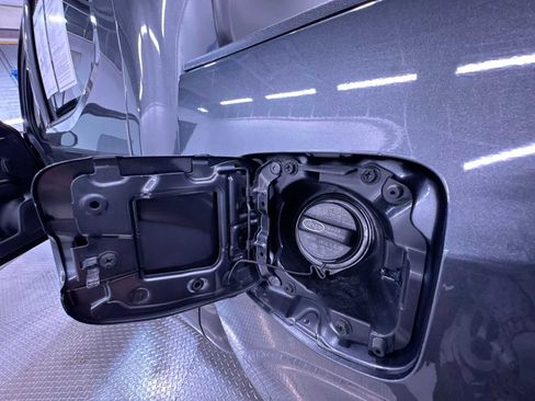 Used 2022 Toyota Tacoma SR image 36