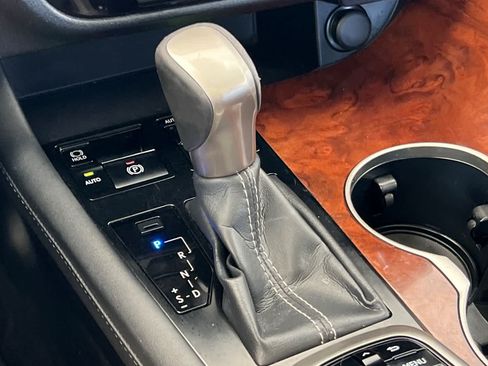 Used 2019 Lexus RX 350L FWD image 25