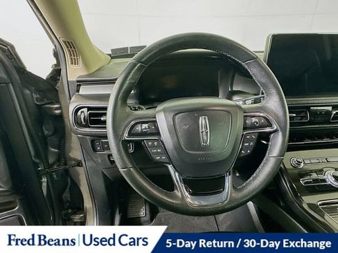 Used 2022 Lincoln Nautilus AWD w/ Premium Package image 13