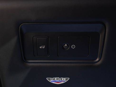 Used 2019 Land Rover Range Rover Autobiography image 40