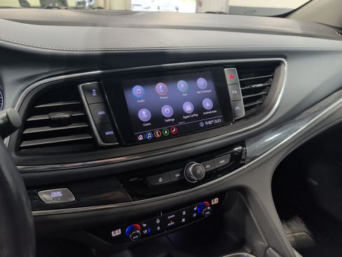 Used 2020 Buick Enclave Premium w/ Sun and Sites Package AWD/4WD image 11