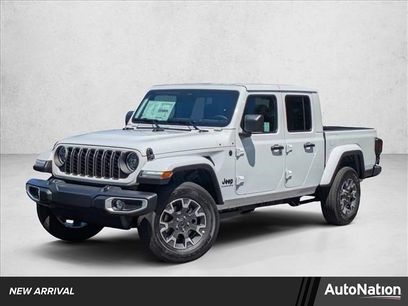 New 2026 Jeep Gladiator Sport