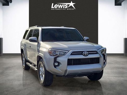 Used 2024 Toyota 4Runner SR5 Premium w/ Moonroof Package RWD image 6