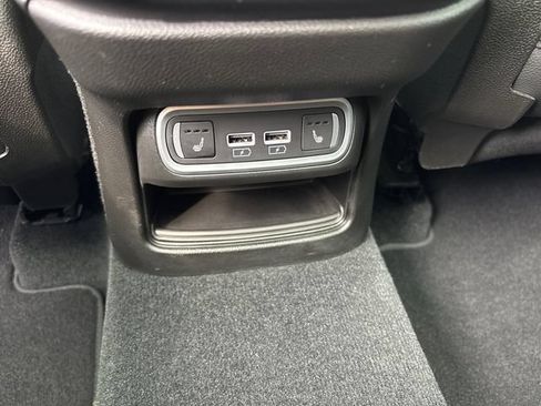 Used 2024 Alfa Romeo Stelvio Veloce AWD/4WD image 13